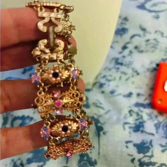 Rose gold tone multi color stones bracelet - Picture 4 of 6